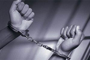 Мужчина угрожал пистолетом в кинотеатре