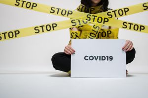 Три медсестры подали в суд после того, как их наказали за публикации в социальных сетях